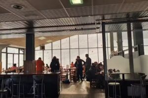 Cafeter&iacute;a Pista Grande