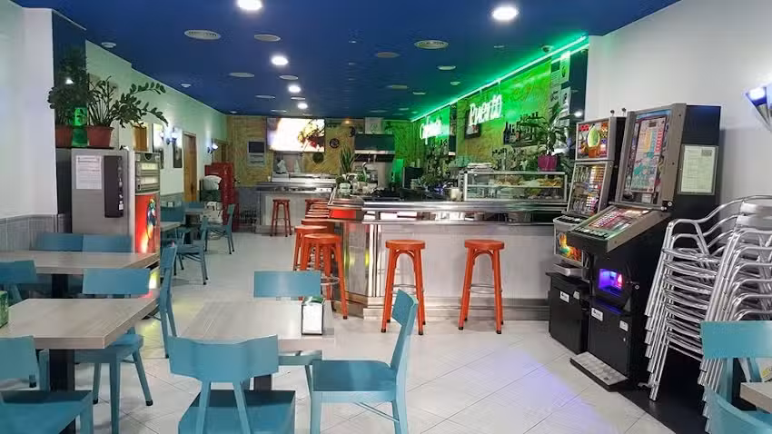 Cafeter&iacute;a Port