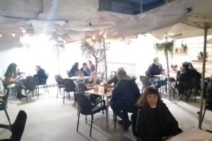 Cafeter&iacute;a &ndash; pub Abracadabra