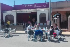 Cafeter&iacute;a&Pub el rincon