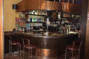 Cafeteria Pub Mayesthis