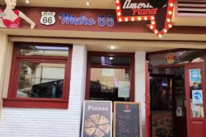 Cafeter&iacute;a Pub Metro 66