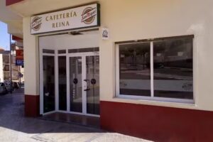Cafeter&iacute;a Reina
