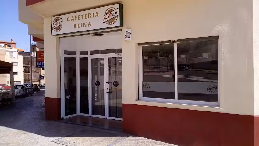 Cafeter&iacute;a Reina