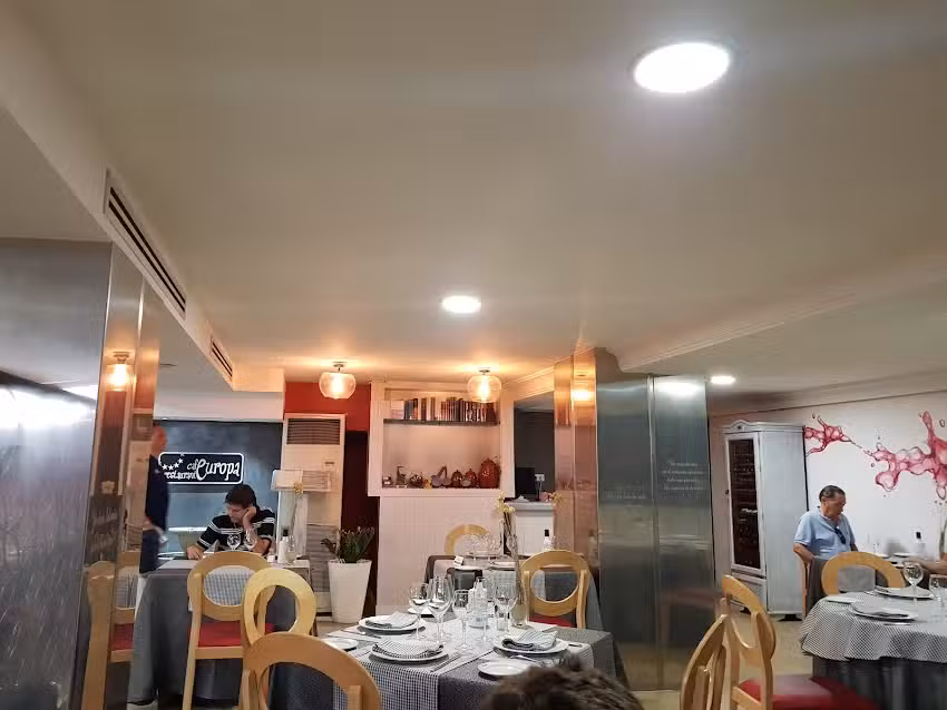 Cafeter&iacute;a Restaurante Europa