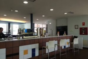 Cafetería Restaurante Piscinas Trobajo del Camino