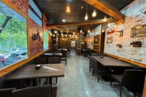 Cafeter&iacute;a Restaurante Tizones