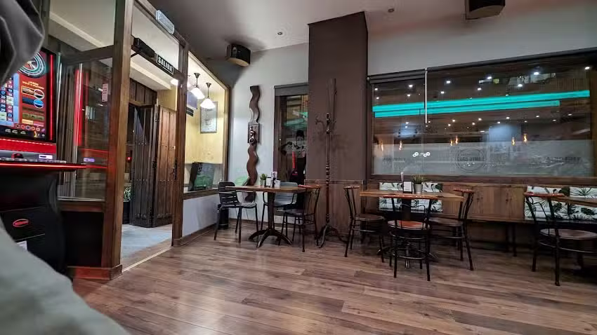Cafeter&iacute;a Santa Cruz