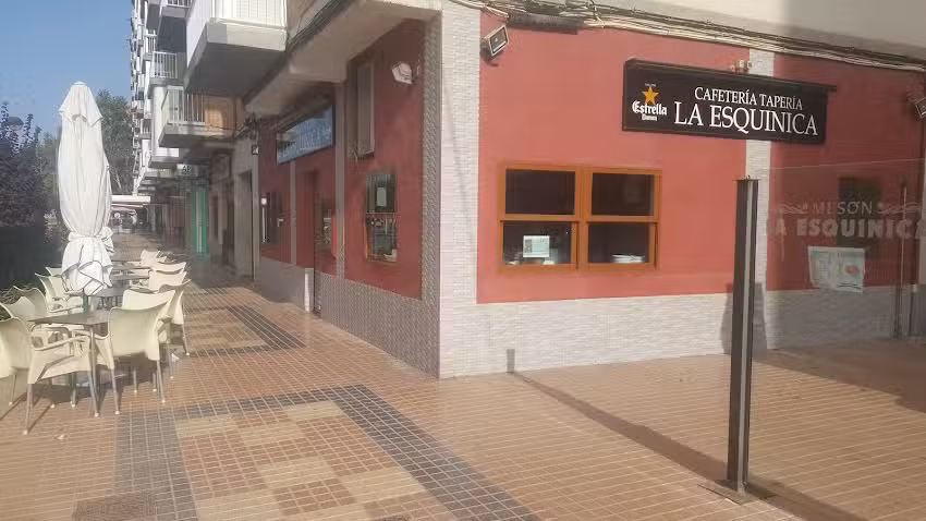 Cafeter&iacute;a Taper&iacute;a La Esquinica