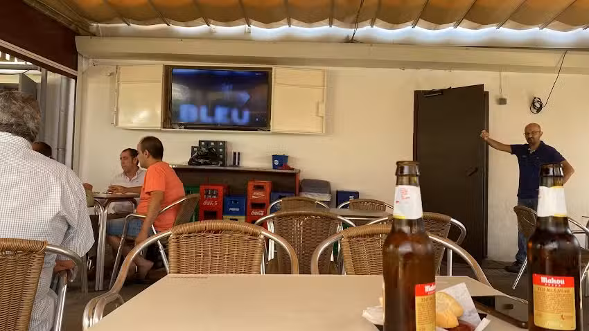 Cafeter&iacute;a Thasos