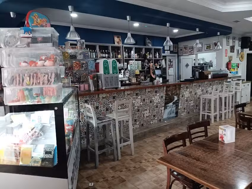 Cafeter&iacute;a Vaymar