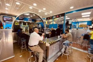 Cafeter&iacute;a Yazmina