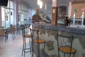 Cafetr&iacute;a-Bar Phoenix