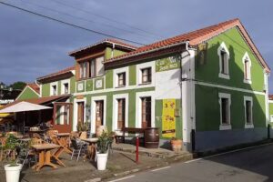 Cai Milio Bar-Tienda