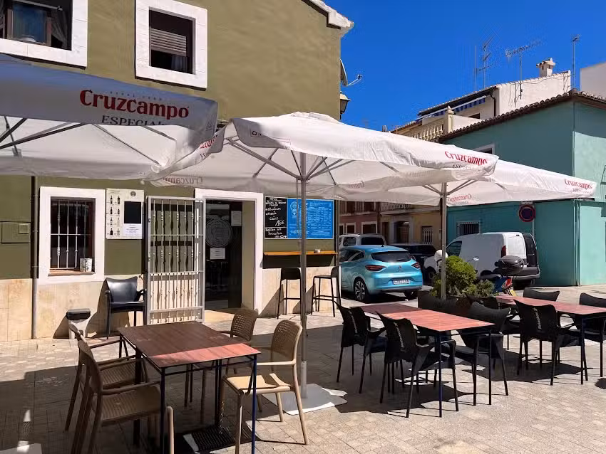 CAL BARRI BAR DE TAPES