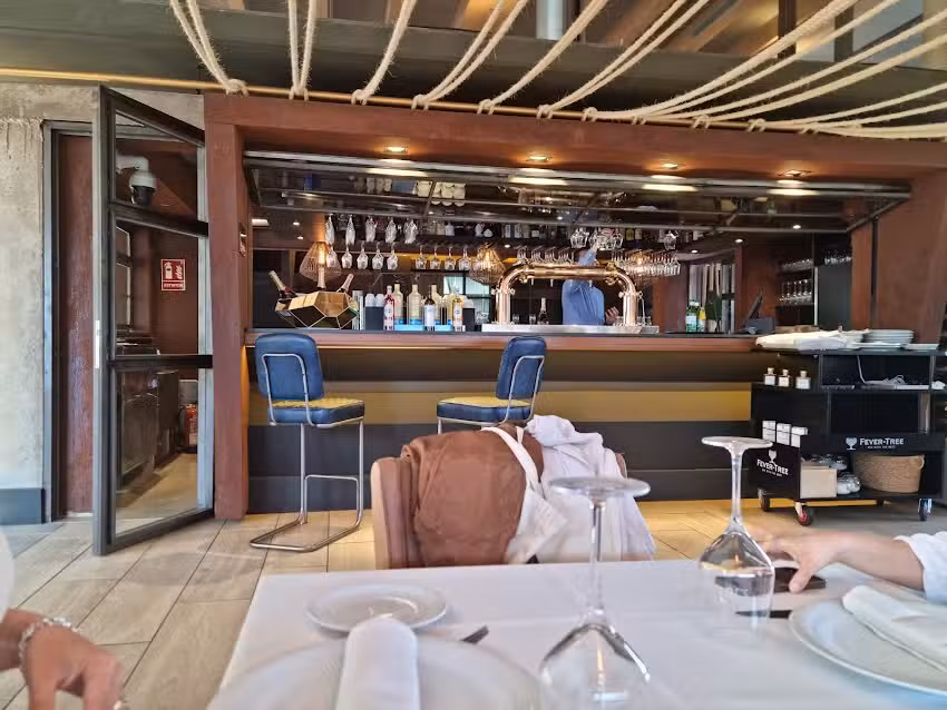 CAMALE&Oacute;NICO Chill & Lounge