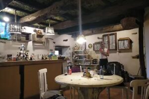 CaminArte. Bar-Albergue El Refugio