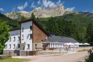 Camping Selva de Oza