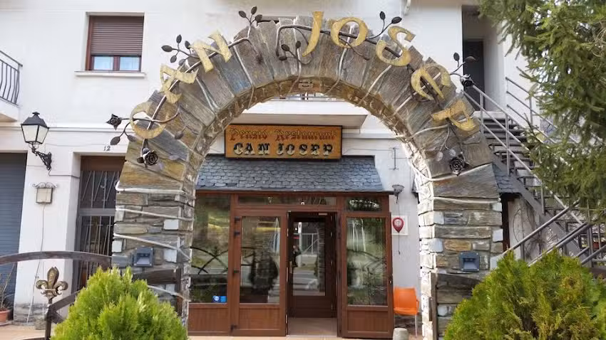 Can Josep &ndash; Hostal i Restaurant