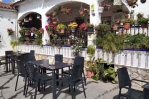 Can Miquel by La Reina