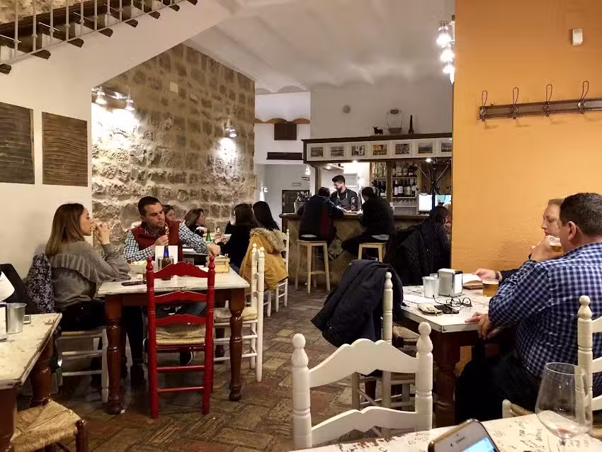 Canela en Rama Baeza