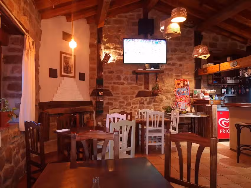 Cantina La Mar&iacute;a