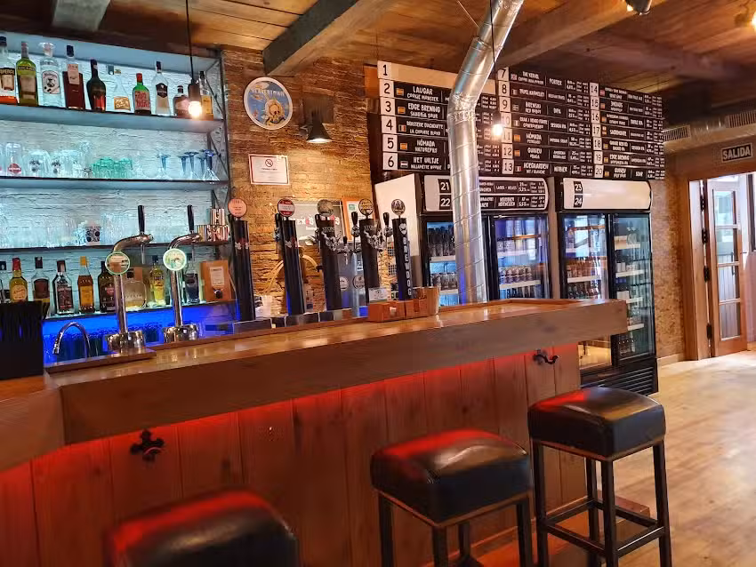 Capit&aacute;n Amargo Craft Beer Bar