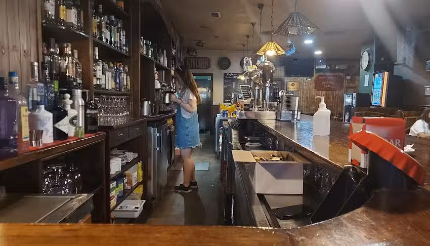 Capone Caf&eacute;