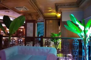 Caradura Lounge Club