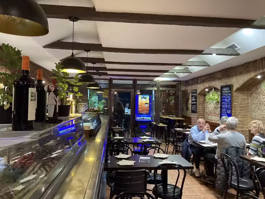 Casa Chendo 11/85 | Restaurante | Braseria | Arroceria | Tapas