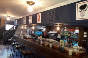 Casa de comidas El Mag&iacute;n