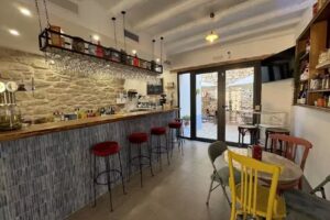 Casa Don Pelayo Boutique Apartments & Café