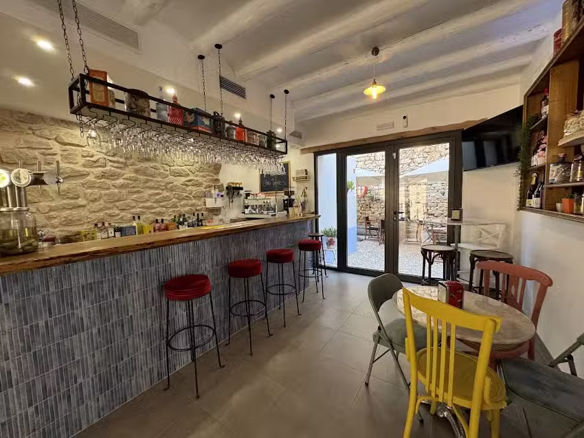 Casa Don Pelayo Boutique Apartments & Caf&eacute;