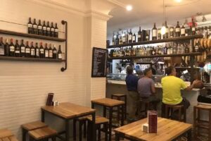 Casa Rafael vinos y tapas