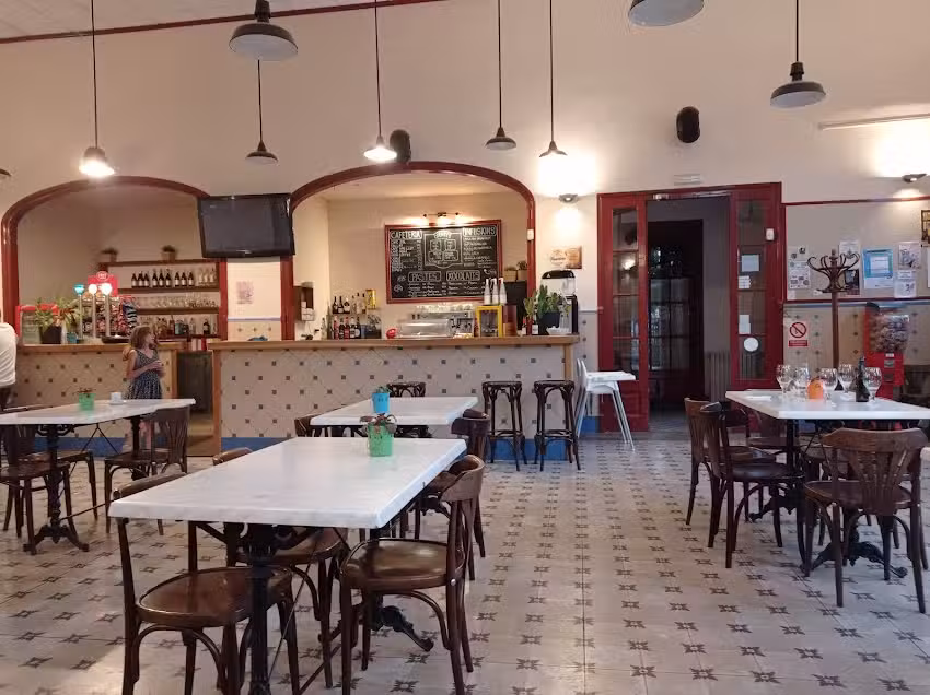 Casal Catal&agrave; dels Hostalets de Pierola