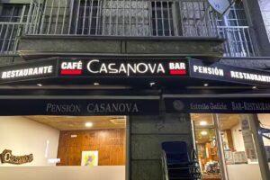 Casanova Restaurante Caf&eacute;-Bar Pensi&oacute;n