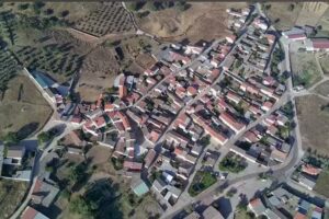Centro Social Polivalente (patio de Robledo)