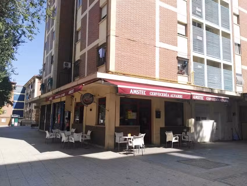 Cervecer&iacute;a Alvarri