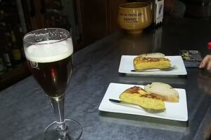 CERVECER&Iacute;A BAR CALVO