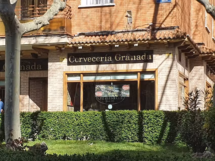 Cervecer&iacute;a Bar Granada