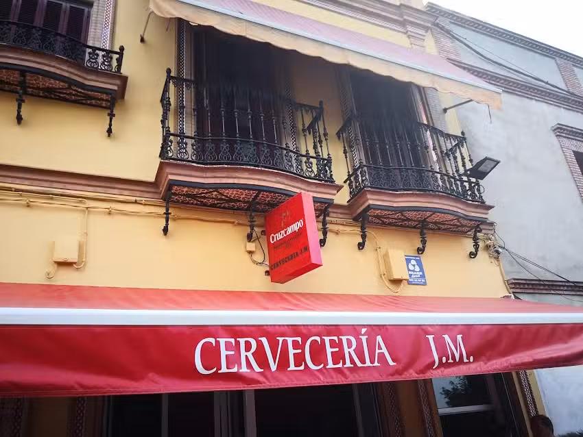 Cervecer&iacute;a &ndash; Bar J.M.