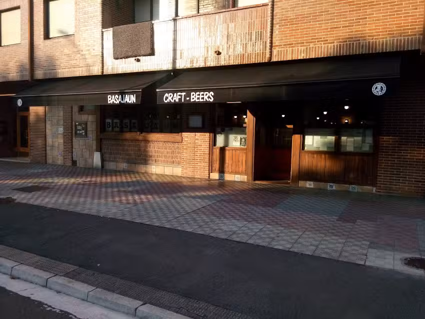 Cervecer&iacute;a Basajaun