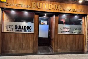 Cervecer&iacute;a Bulldog
