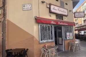 Cervecer&iacute;a Cabuchico Bar