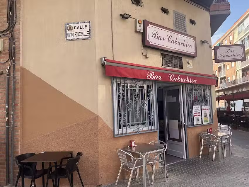 Cervecer&iacute;a Cabuchico Bar