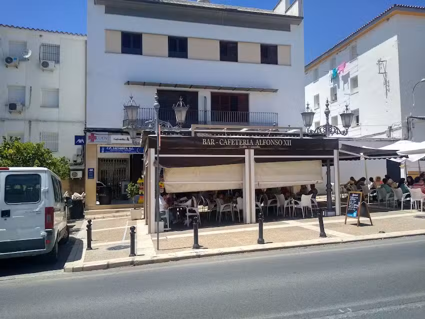 Cerveceria Cafeter&iacute;a Alfonso XII