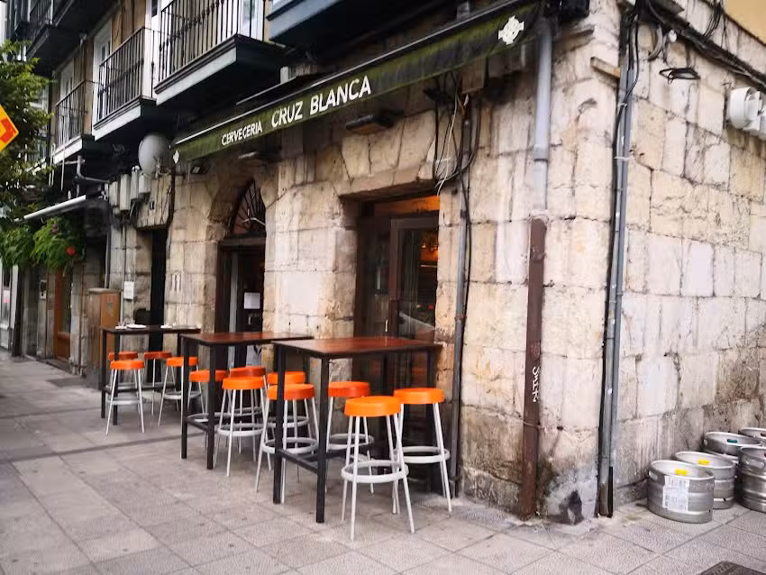 Cervecer&iacute;a Cruz Blanca