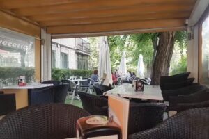 Cervecer&iacute;a El 9