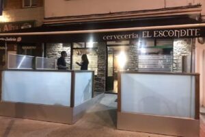 Cervecer&iacute;a El Escondite