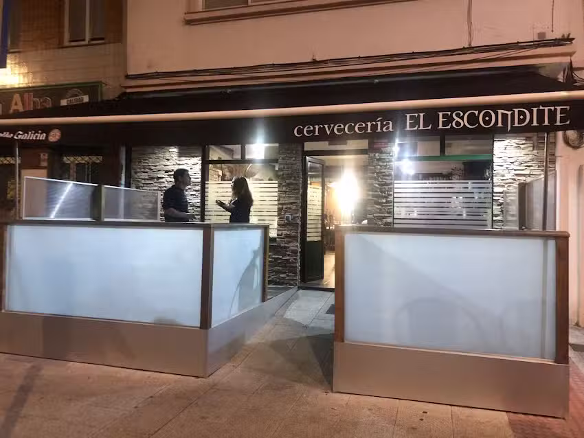 Cervecer&iacute;a El Escondite